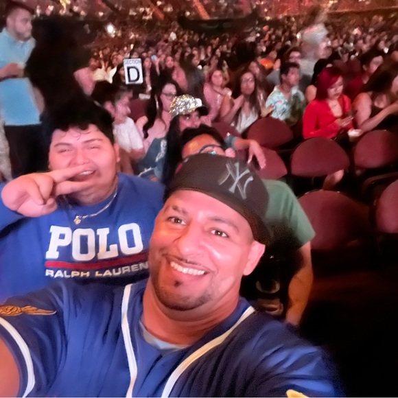 Meet your Posher, RJ - Picture 12 of 16